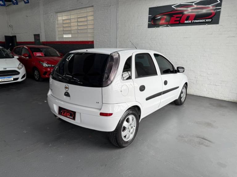 CHEVROLET - CORSA - 2012/2012 - Branca - R$ 31.900,00