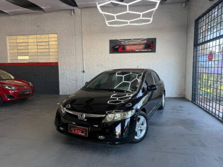 HONDA - CIVIC - 2008/2008 - Preta - R$ 46.900,00