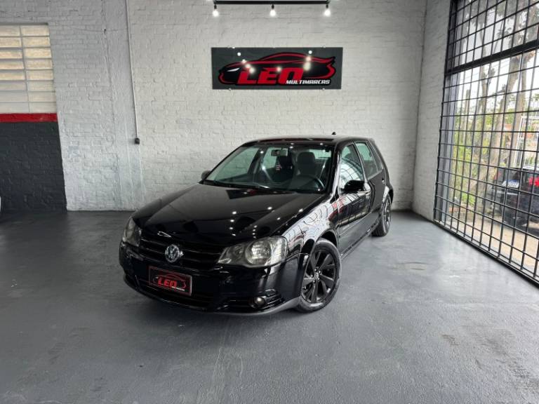 VOLKSWAGEN - GOLF - 2009/2010 - Preta - R$ 39.900,00