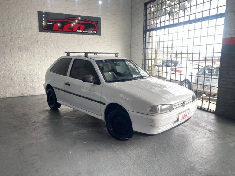 VOLKSWAGEN - GOL - 1996/1996 - Branca - R$ 11.000,00