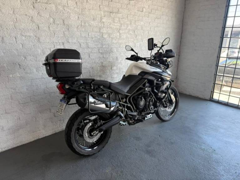 TRIUMPH - TIGER 800XC - 2015/2016 - Branca - R$ 48.900,00