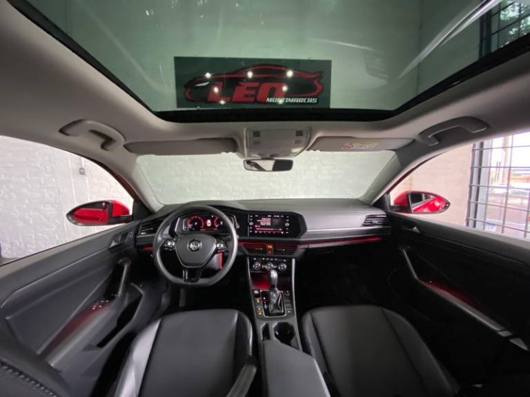 VOLKSWAGEN - JETTA - 2020/2020 - Vermelha - R$ 119.000,00