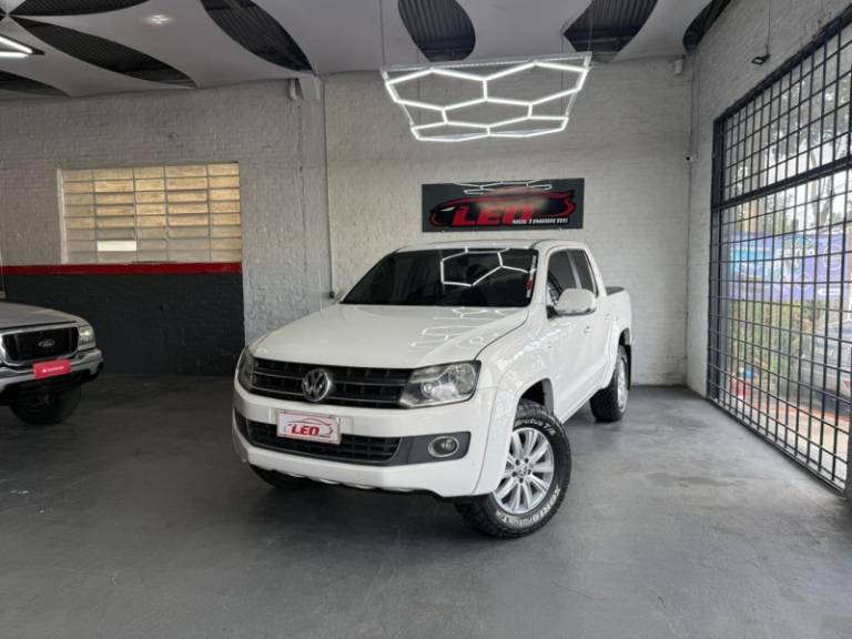 VOLKSWAGEN - AMAROK - 2014/2014 - Branca - R$ 99.900,00