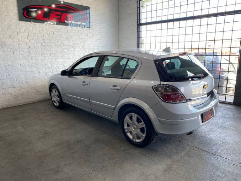 CHEVROLET - VECTRA - 2009/2009 - Prata - R$ 36.900,00