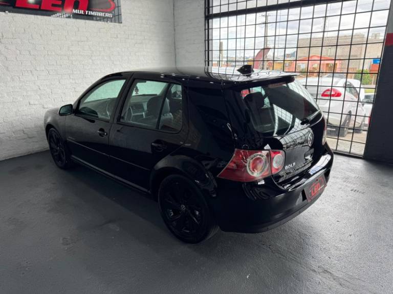 VOLKSWAGEN - GOLF - 2009/2010 - Preta - R$ 39.900,00