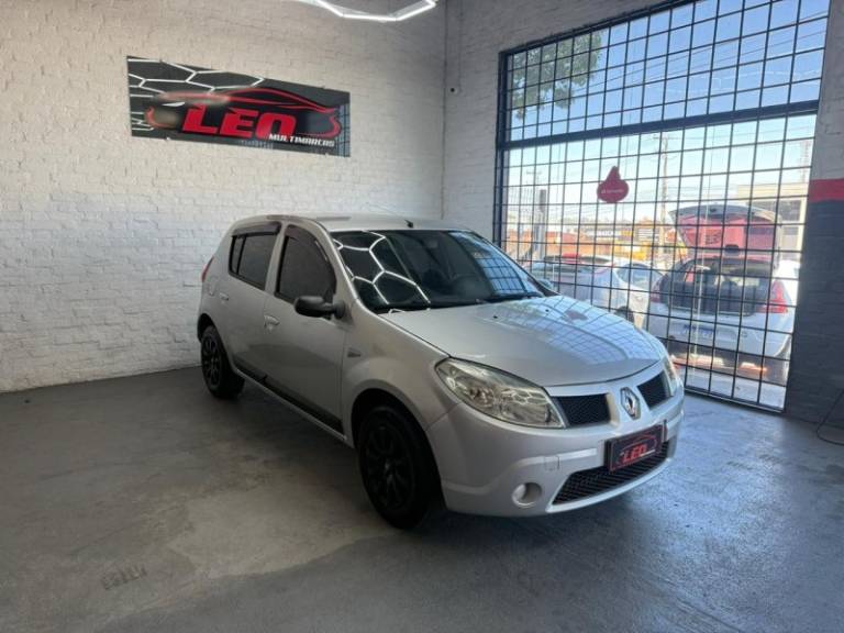 RENAULT - SANDERO - 2009/2009 - Prata - R$ 29.900,00