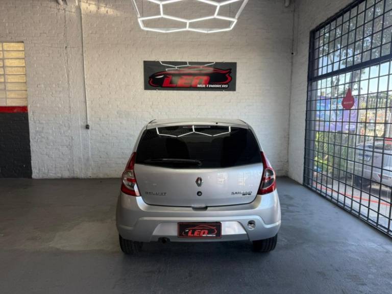 RENAULT - SANDERO - 2009/2009 - Prata - R$ 29.900,00