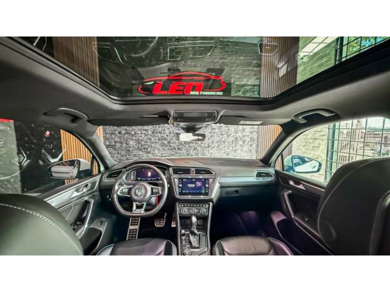 VOLKSWAGEN - TIGUAN - 2019/2019 - Branca - R$ 164.900,00