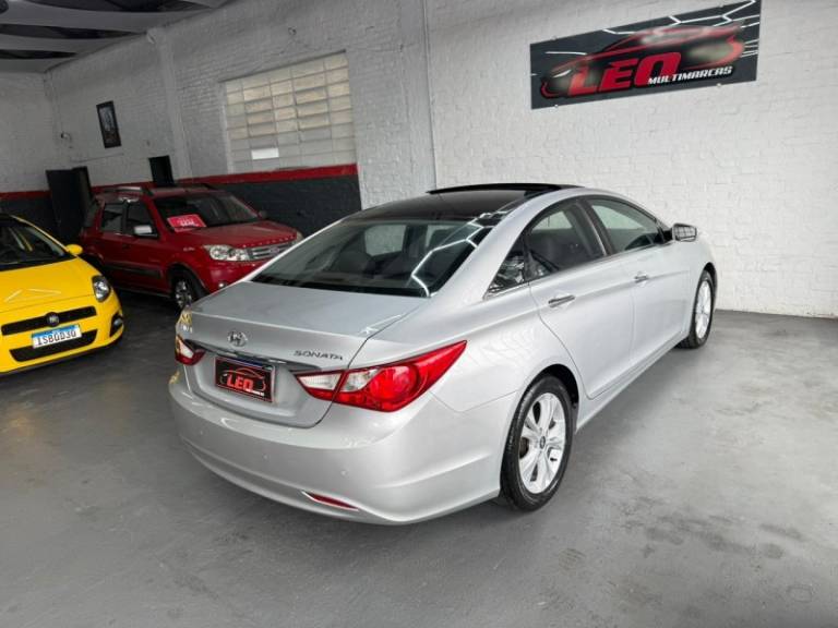 HYUNDAI - SONATA - 2011/2012 - Prata - R$ 74.900,00