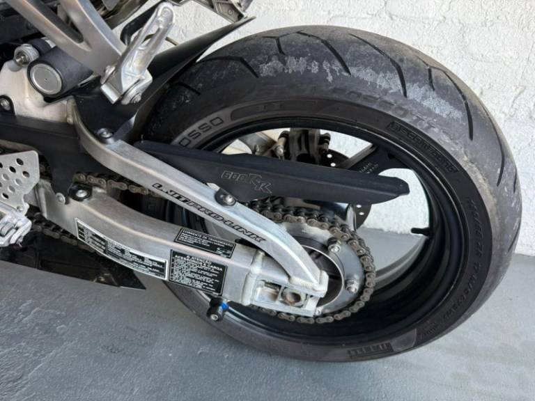 HONDA - CBR 600RR - 2011/2011 - Branca - R$ 44.900,00