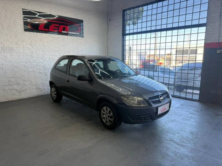 CHEVROLET - CELTA - 2011/2012 - Cinza - R$ 18.900,00