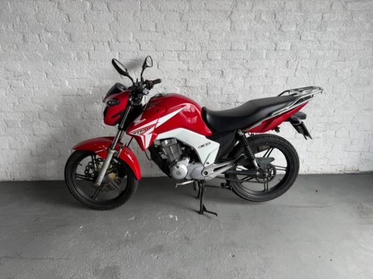 HONDA - CG 150 - 2015/2015 - Vermelha - R$ 13.900,00