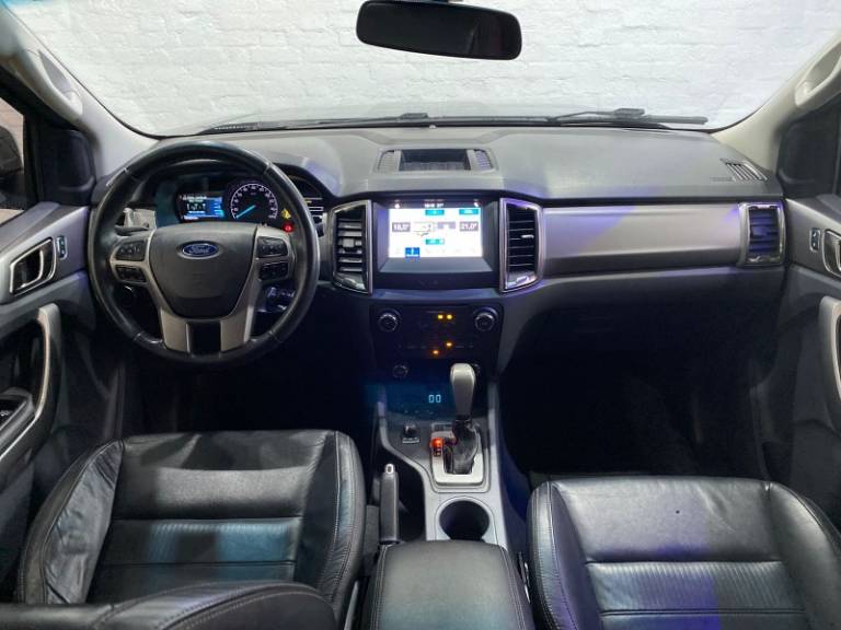 FORD - RANGER - 2019/2019 - Cinza - R$ 151.900,00