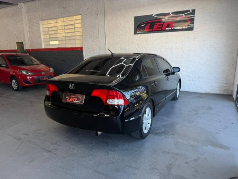 HONDA - CIVIC - 2008/2008 - Preta - R$ 46.900,00