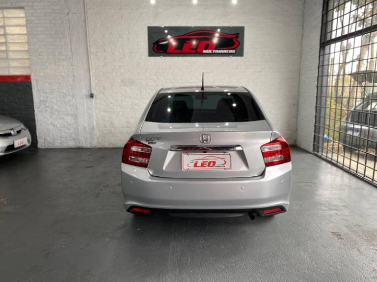 HONDA - CITY - 2013/2014 - Prata - R$ 54.900,00
