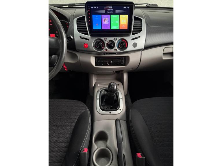 MITSUBISHI - L200 TRITON - 2014/2015 - Branca - R$ 82.900,00