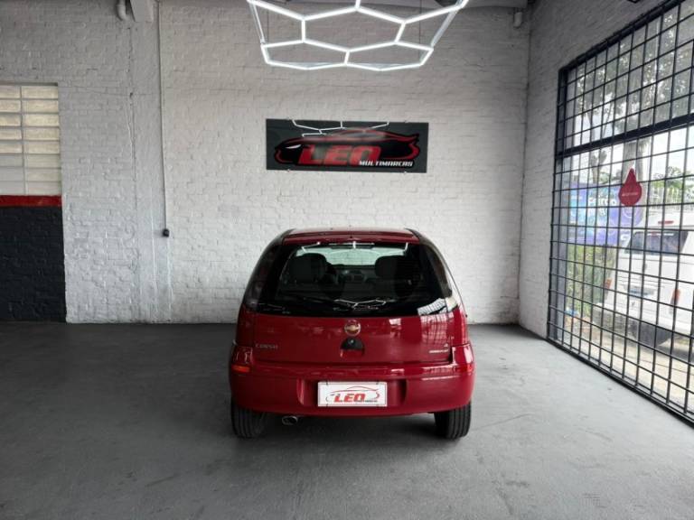 CHEVROLET - CORSA - 2011/2011 - Vermelha - R$ 33.900,00