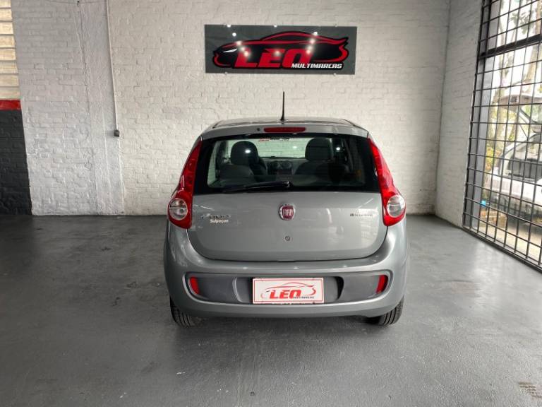 FIAT - PALIO - 2013/2013 - Cinza - R$ 39.900,00