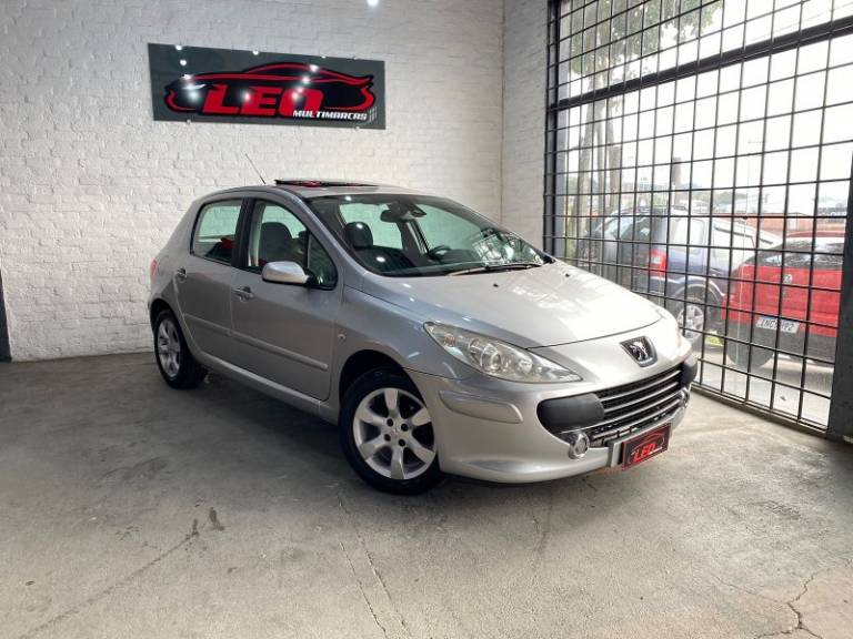 PEUGEOT - 307 - 2011/2010 - Prata - R$ 29.900,00