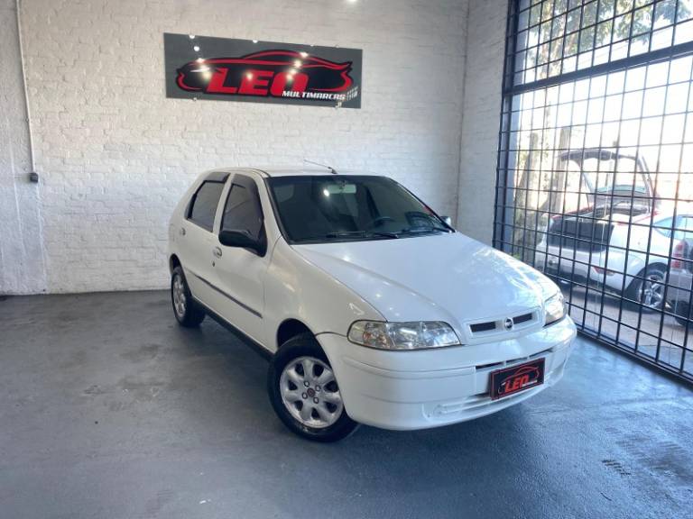 FIAT - PALIO - 2006/2007 - Branca - R$ 20.900,00